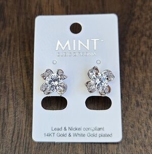 Cubic Zirconia Flower Stud Earrings
